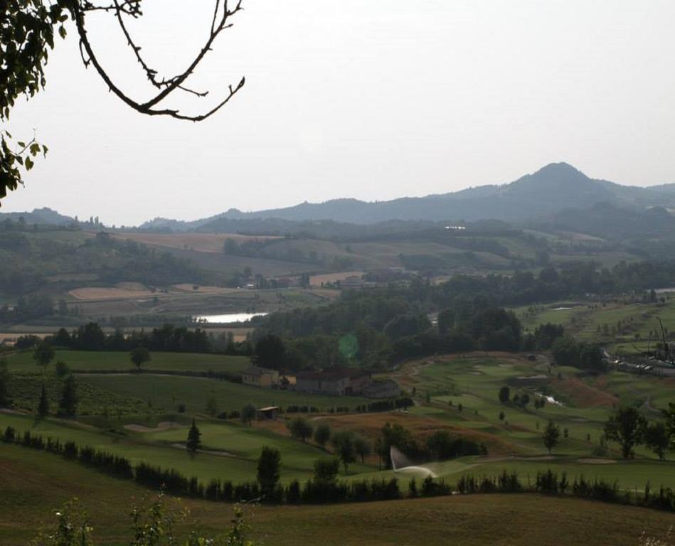 Ca Dell'aglio Momperone